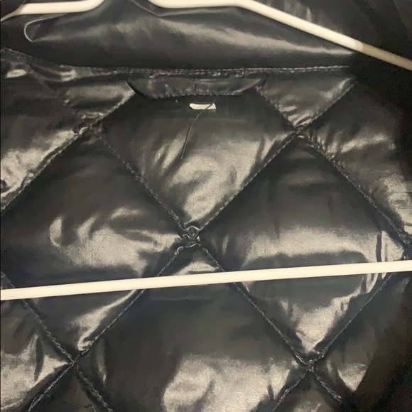 Black quilted lightweight down jacket - Picture 4 of 6